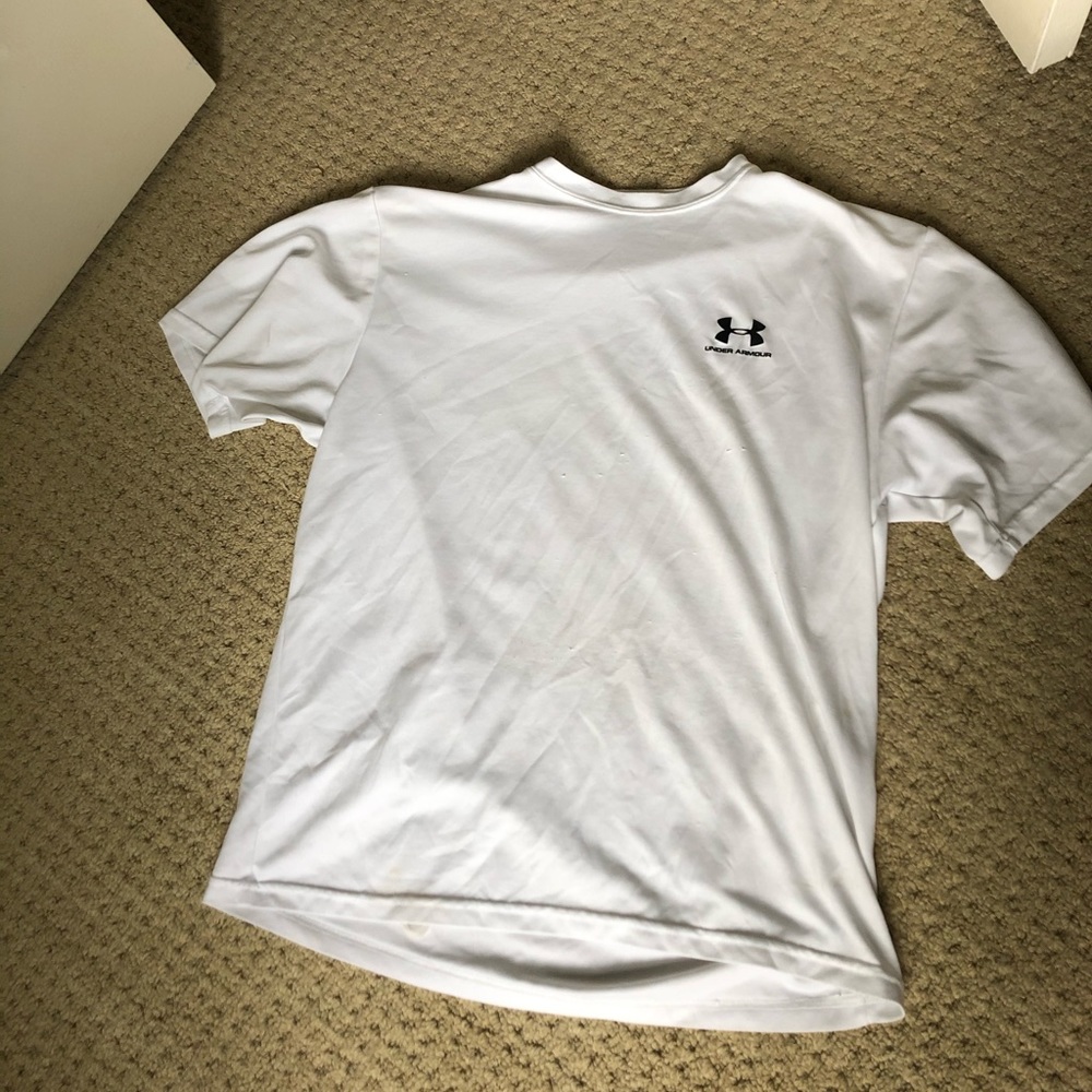 UA dry fit shirt
